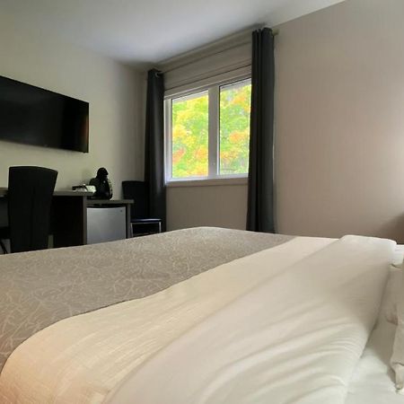 Amber Hotel Grand Bend Luaran gambar