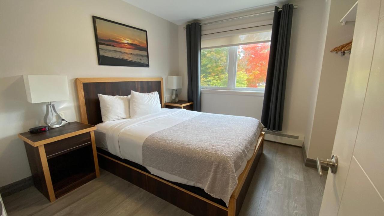 Amber Hotel Grand Bend Luaran gambar